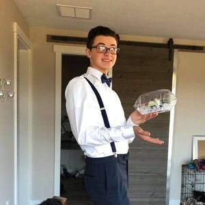 Meet your Posher, Hayden